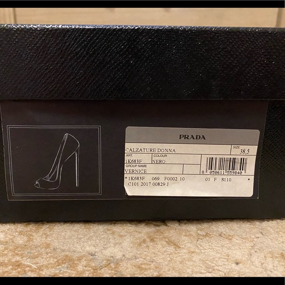 Prada -Patent leather peep toe pumps- black - Picture 8 of 8